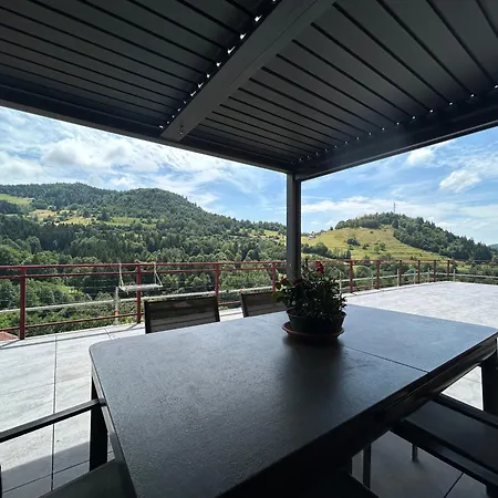 D'hotes Chez Nico, Magnifique Vue Sur Les Montagnes ! Le Ménil